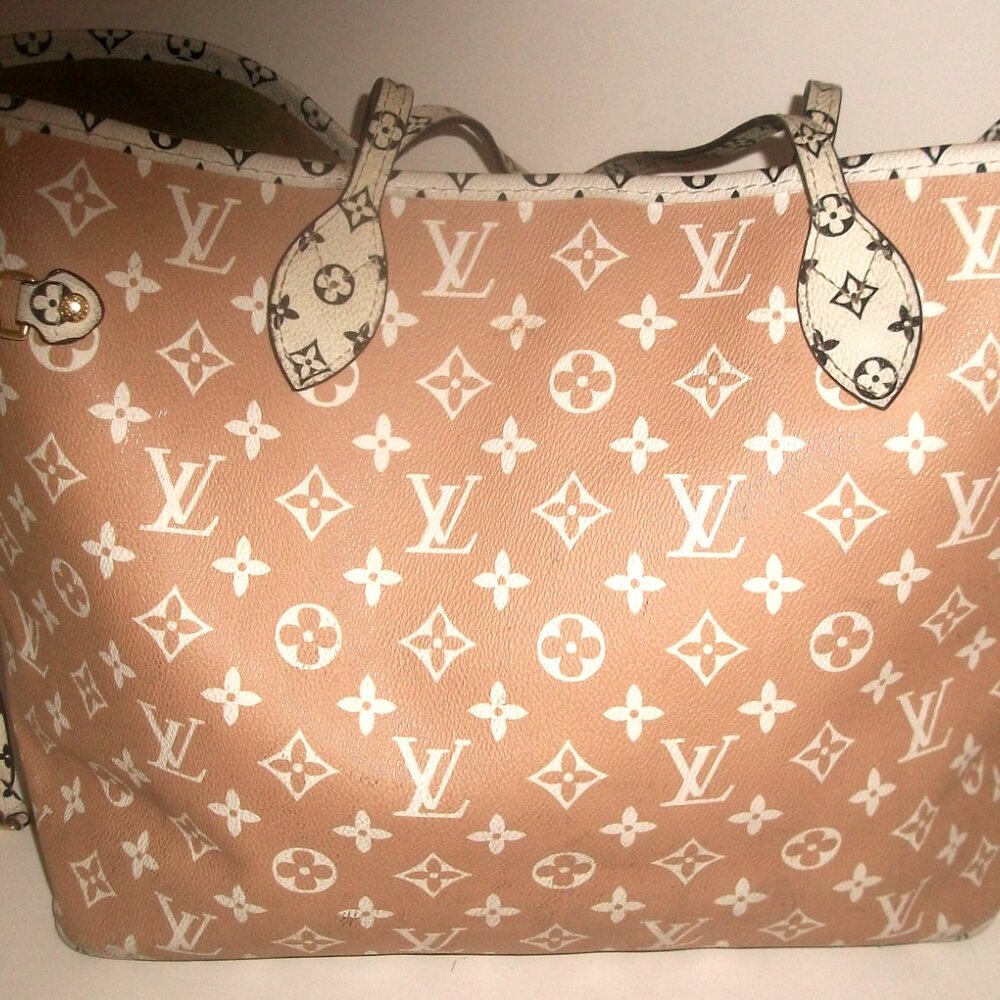 Huge PVC Shoulder Tote in Style of Monogram Shoulder Tote NOT Louis Vuitton - Picture 8 of 11